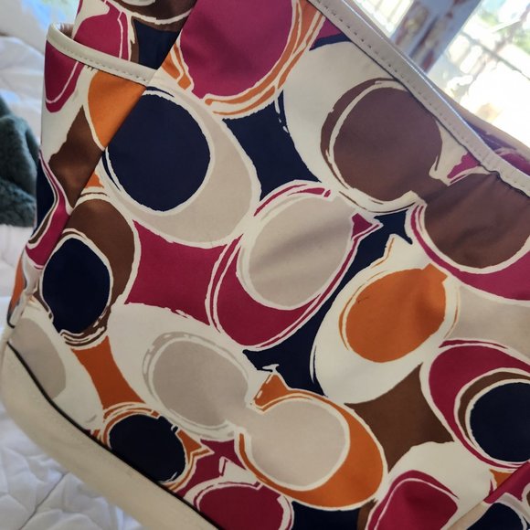 🎁🎁🔥🔥EUC: Coach Colorful Logos Tote Bag🔥🔥🎁🎁 - Picture 3 of 3